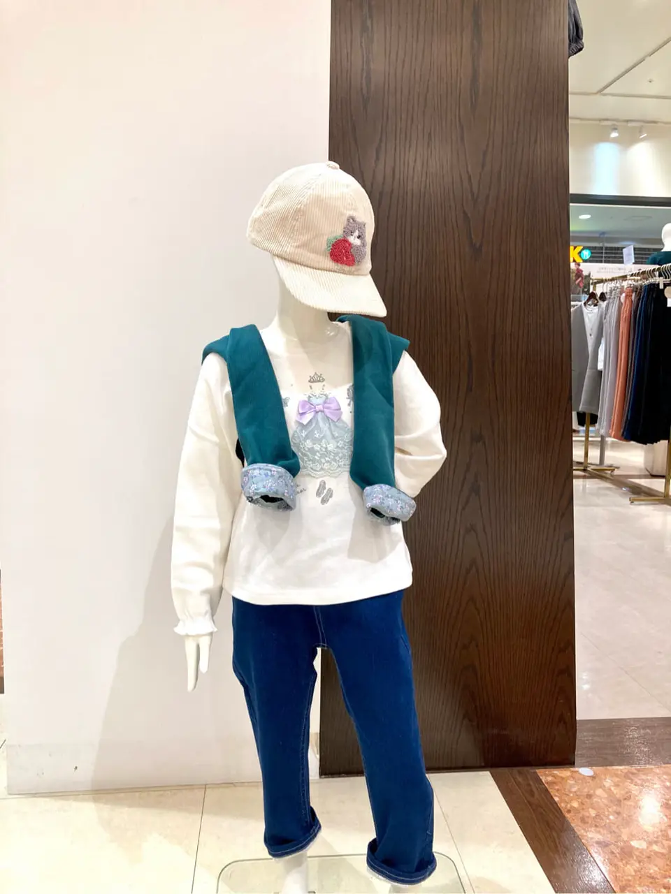 ANY 杉原 コーディネート画像