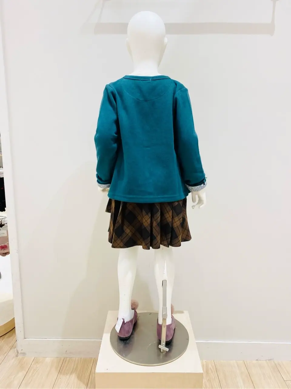 ANY スタッフ コーディネート画像