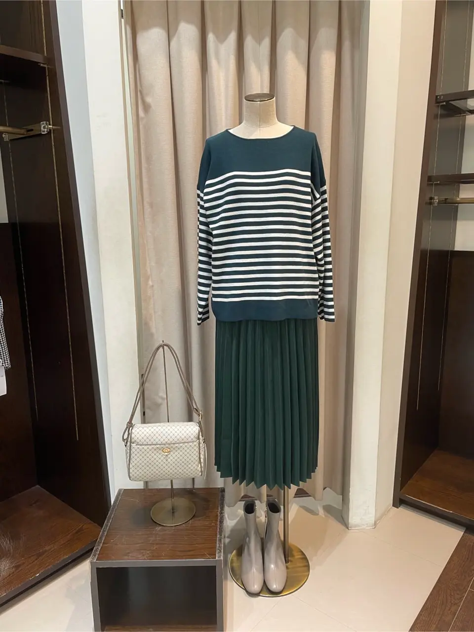  明吉 コーディネート画像