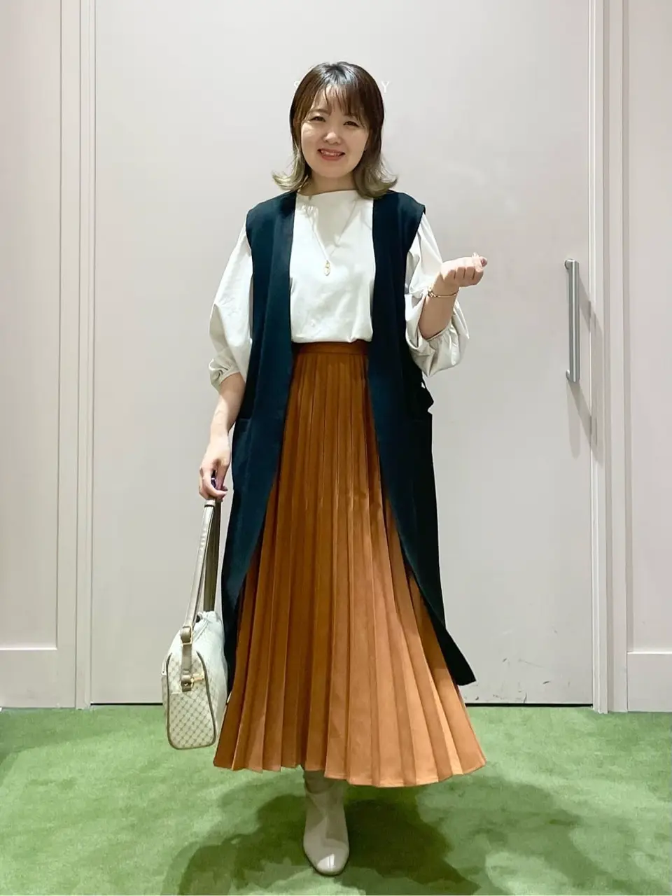 ANY フジコ コーディネート画像