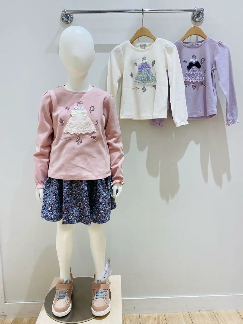 ANY スタッフ コーディネート画像