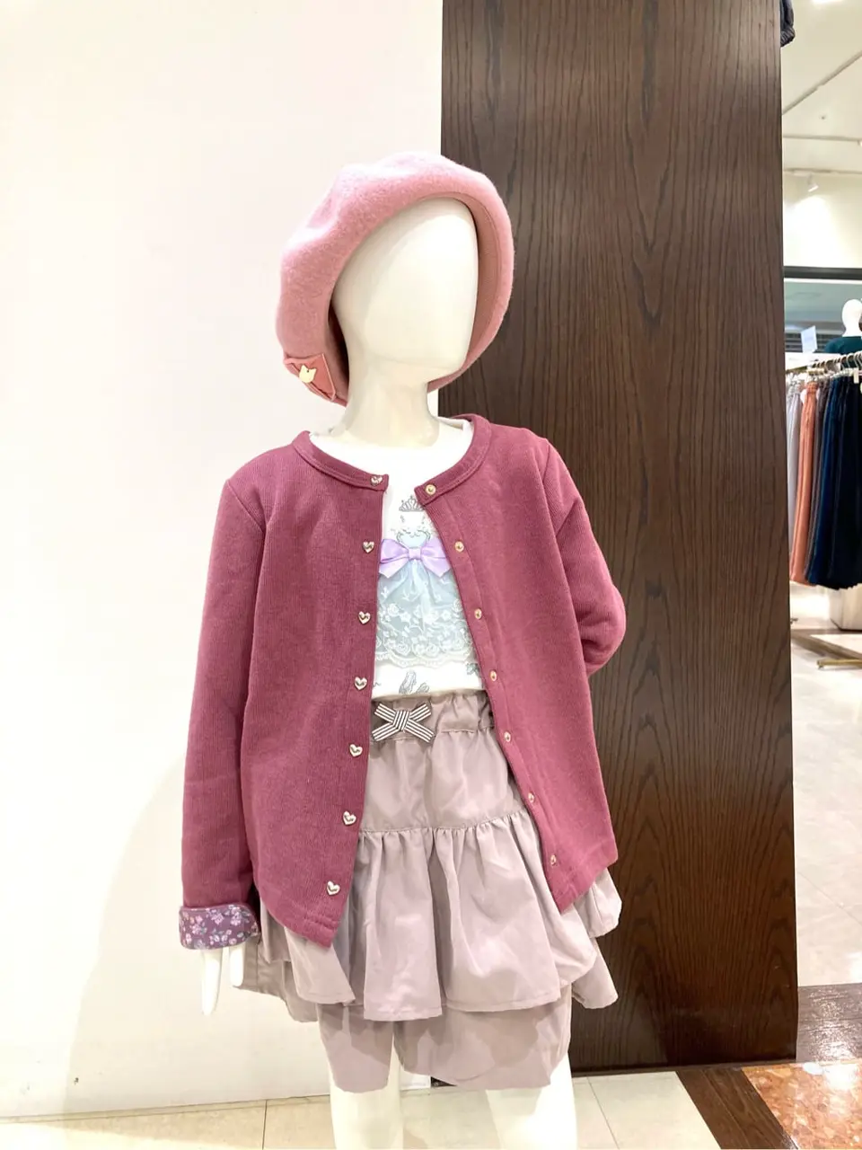 ANY 杉原 コーディネート画像