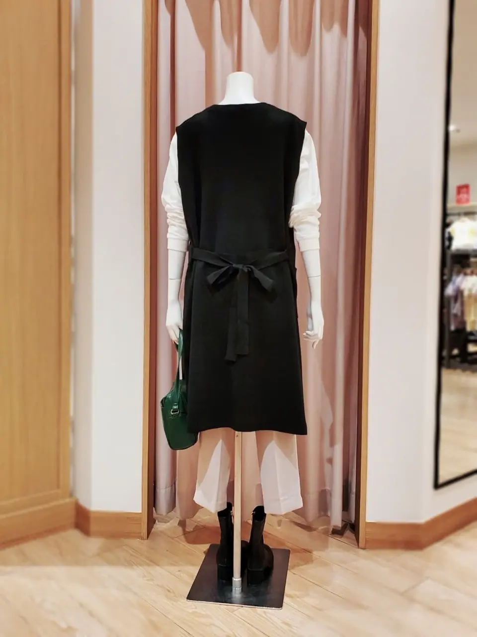 ANY 岩田 コーディネート画像