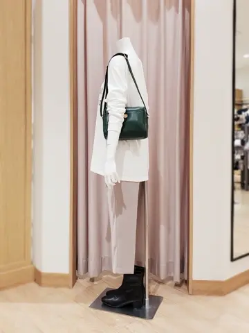 ANY 岩田 コーディネート画像