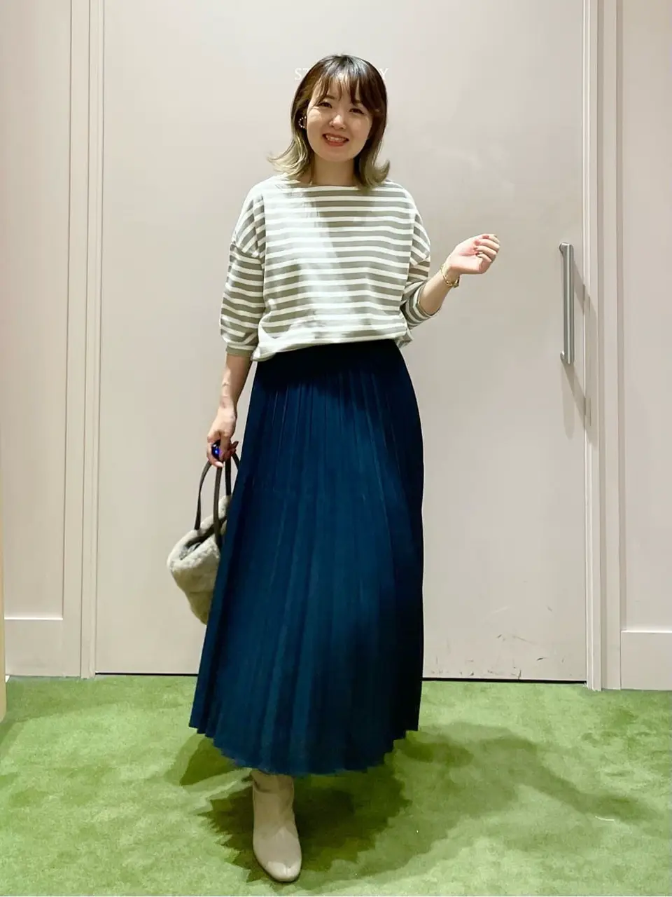 ANY フジコ コーディネート画像