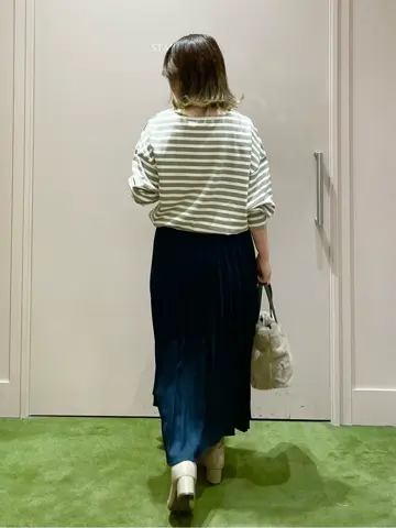 ANY フジコ コーディネート画像