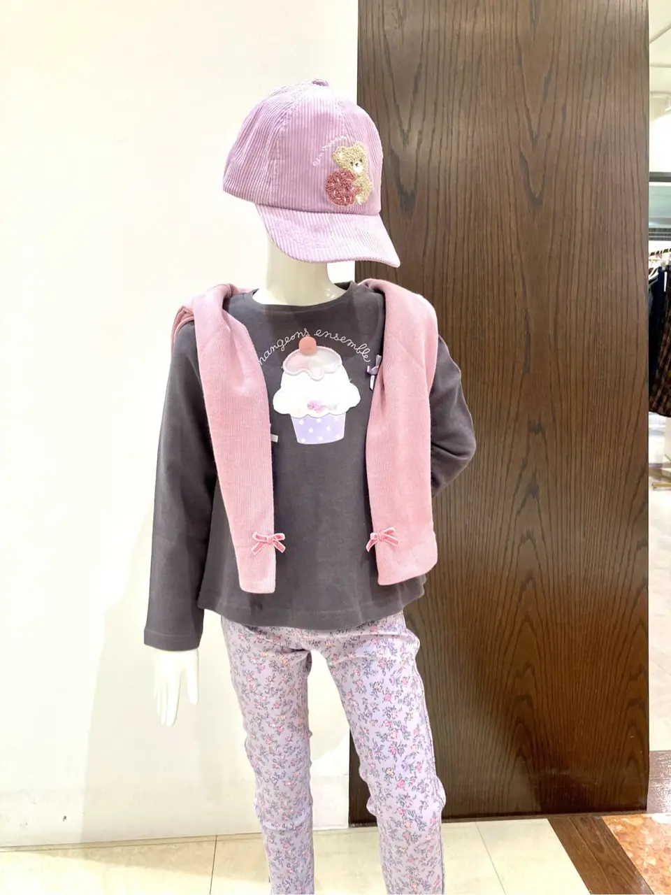 ANY 杉原 コーディネート画像