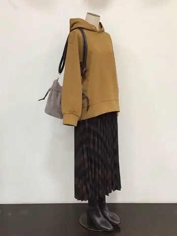 ANY 河村 コーディネート画像