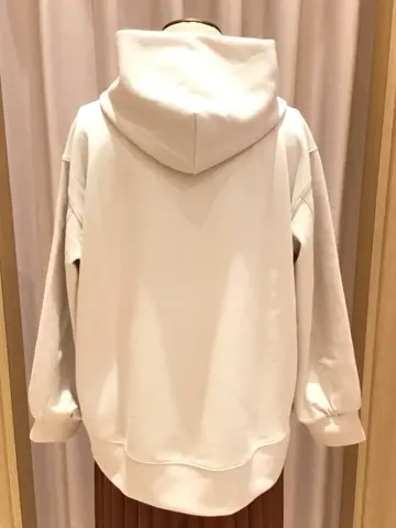 ANY 本吉 コーディネート画像