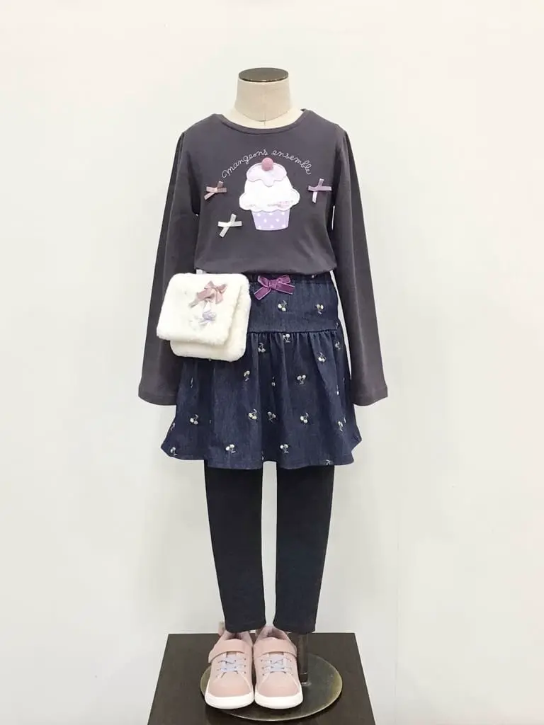 ANY 佐々木 コーディネート画像