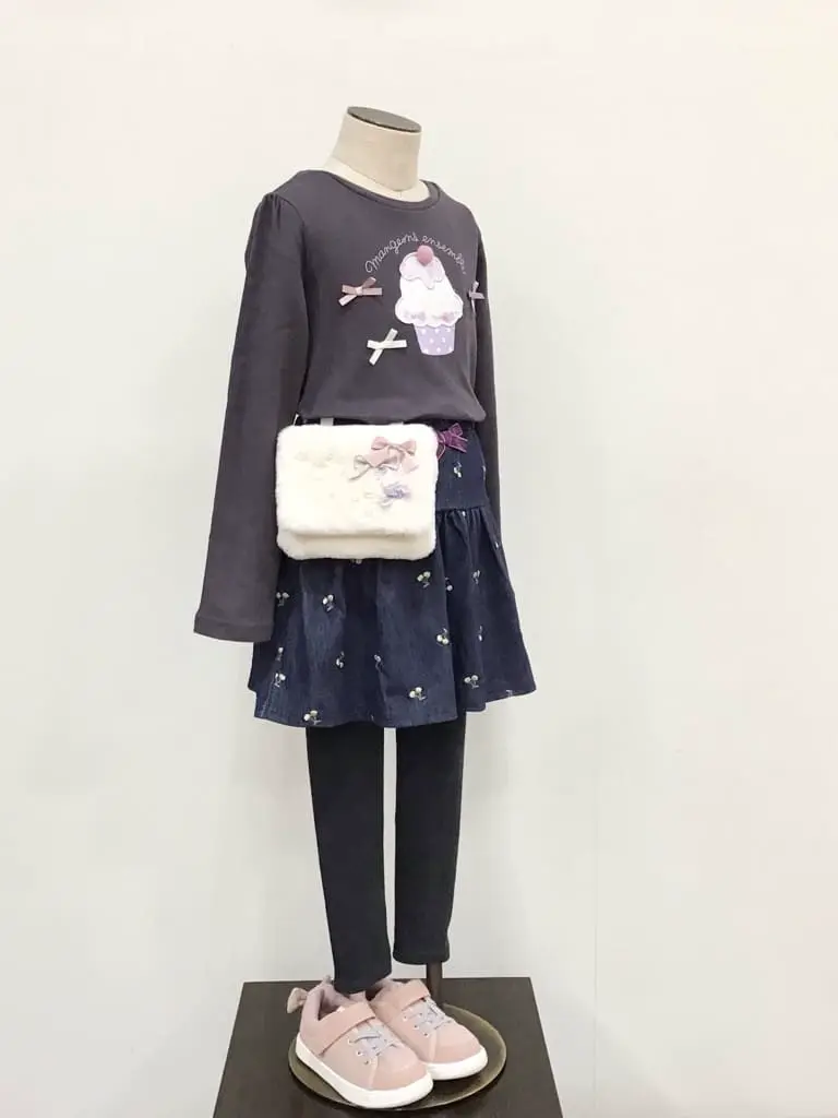 ANY 佐々木 コーディネート画像