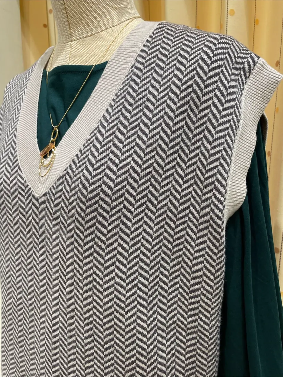 ANY 明吉 コーディネート画像