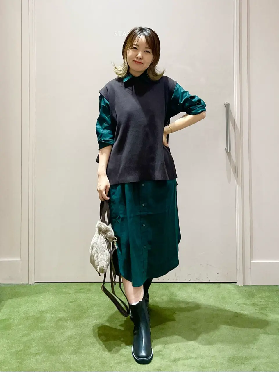 ANY フジコ コーディネート画像