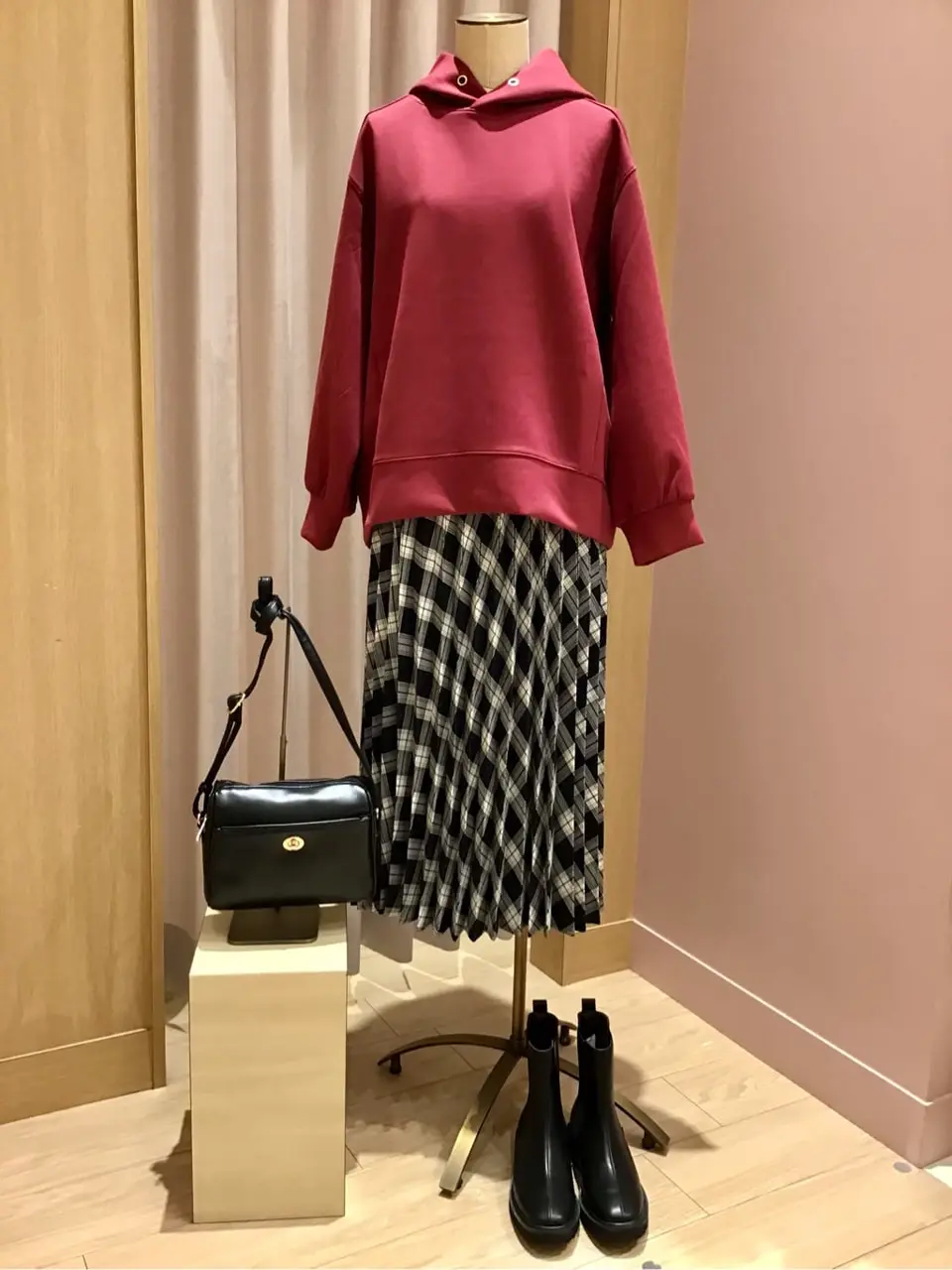  浅岡 コーディネート画像