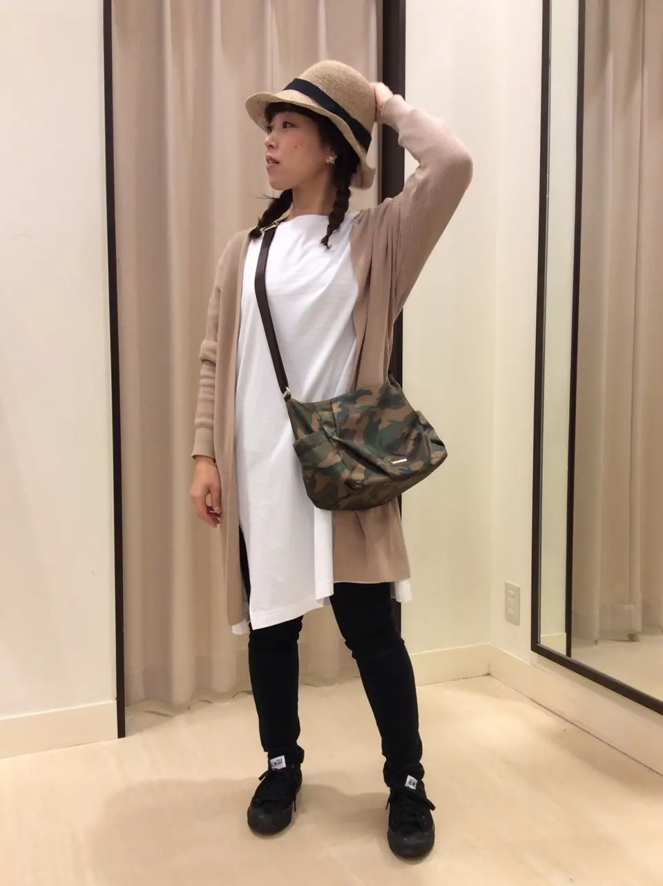 ANY 伊藤 コーディネート画像