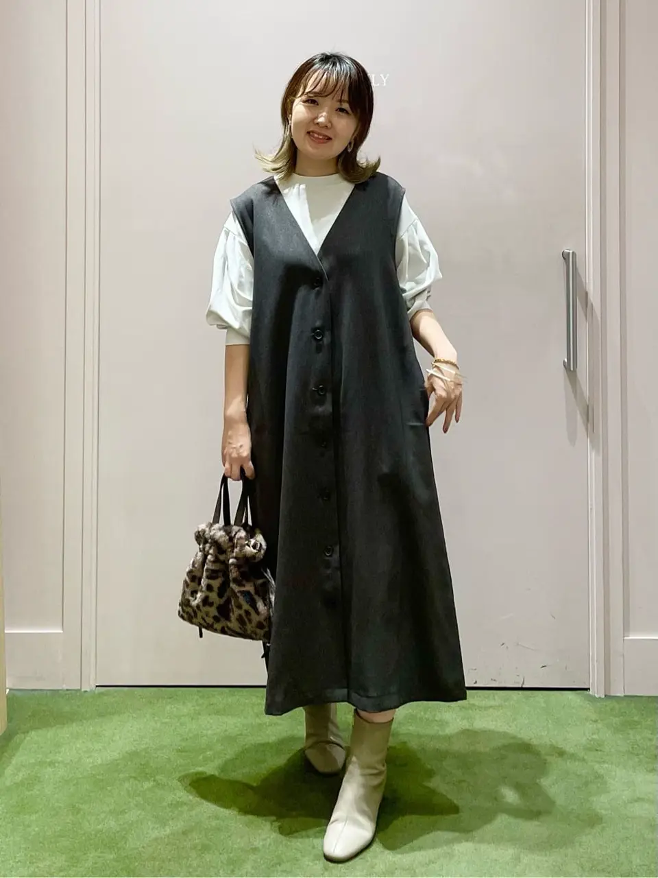 ANY フジコ コーディネート画像