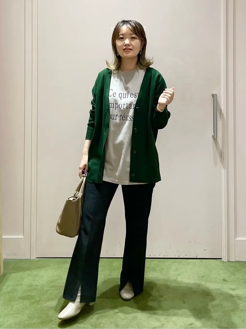 ANY フジコ コーディネート画像