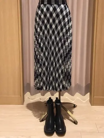 ANY 本吉 コーディネート画像