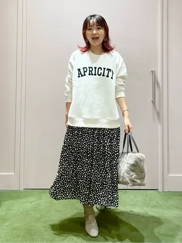 ANY フジコ コーディネート画像