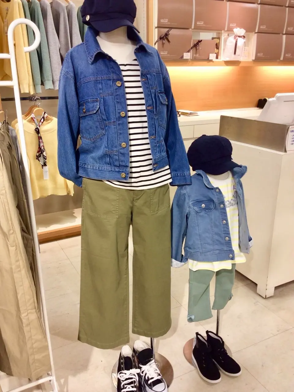  CHINONE コーディネート画像