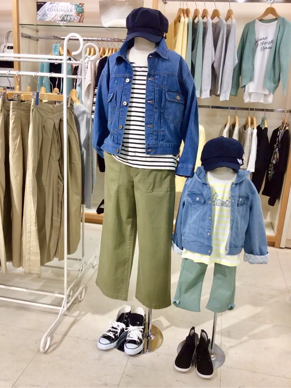 ANY CHINONE コーディネート画像