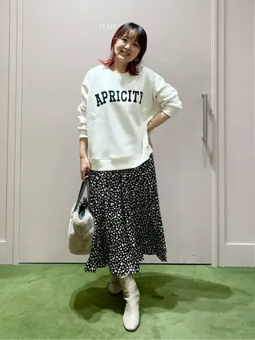 ANY フジコ コーディネート画像