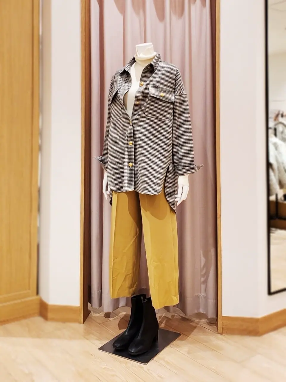 ANY 岩田 コーディネート画像