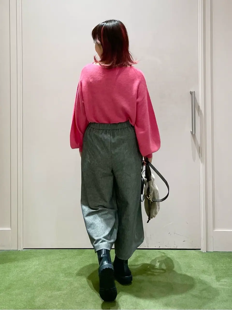 ANY フジコ コーディネート画像