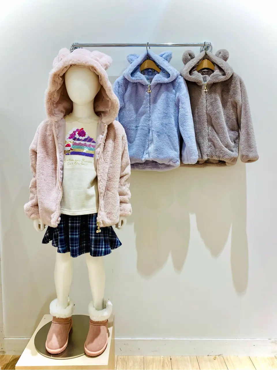 ANY スタッフ コーディネート画像