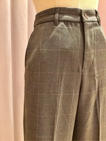 ANY 浅岡 コーディネート画像