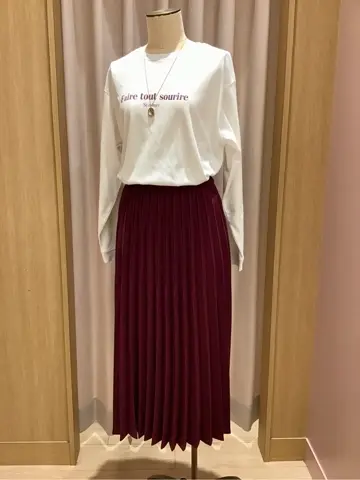 ANY 浅岡 コーディネート画像