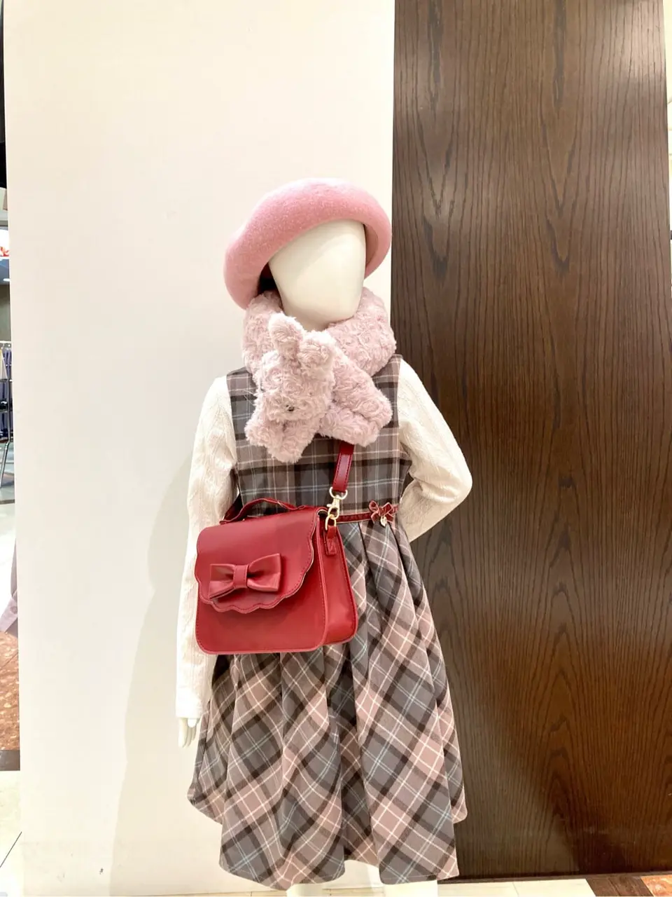 ANY 杉原 コーディネート画像