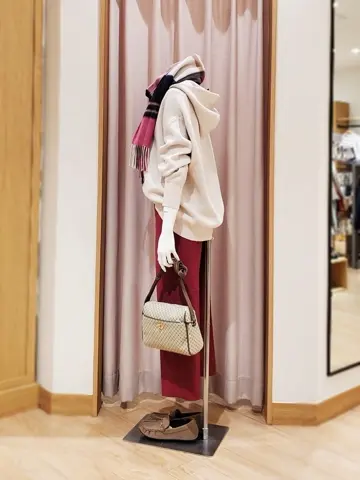 ANY 岩田 コーディネート画像