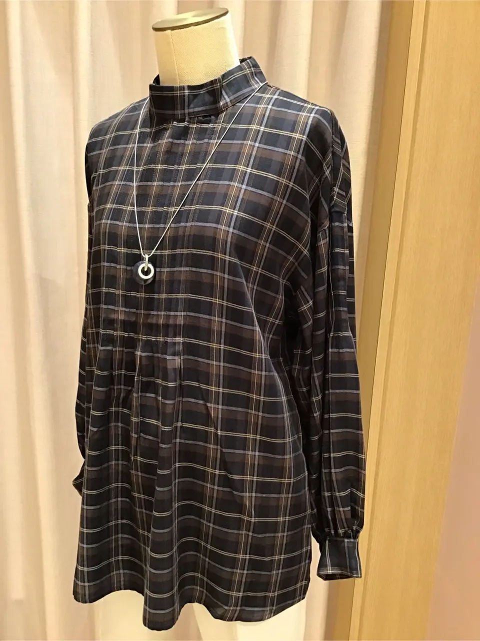 ANY 浅岡 コーディネート画像