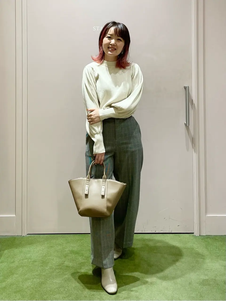 ANY フジコ コーディネート画像