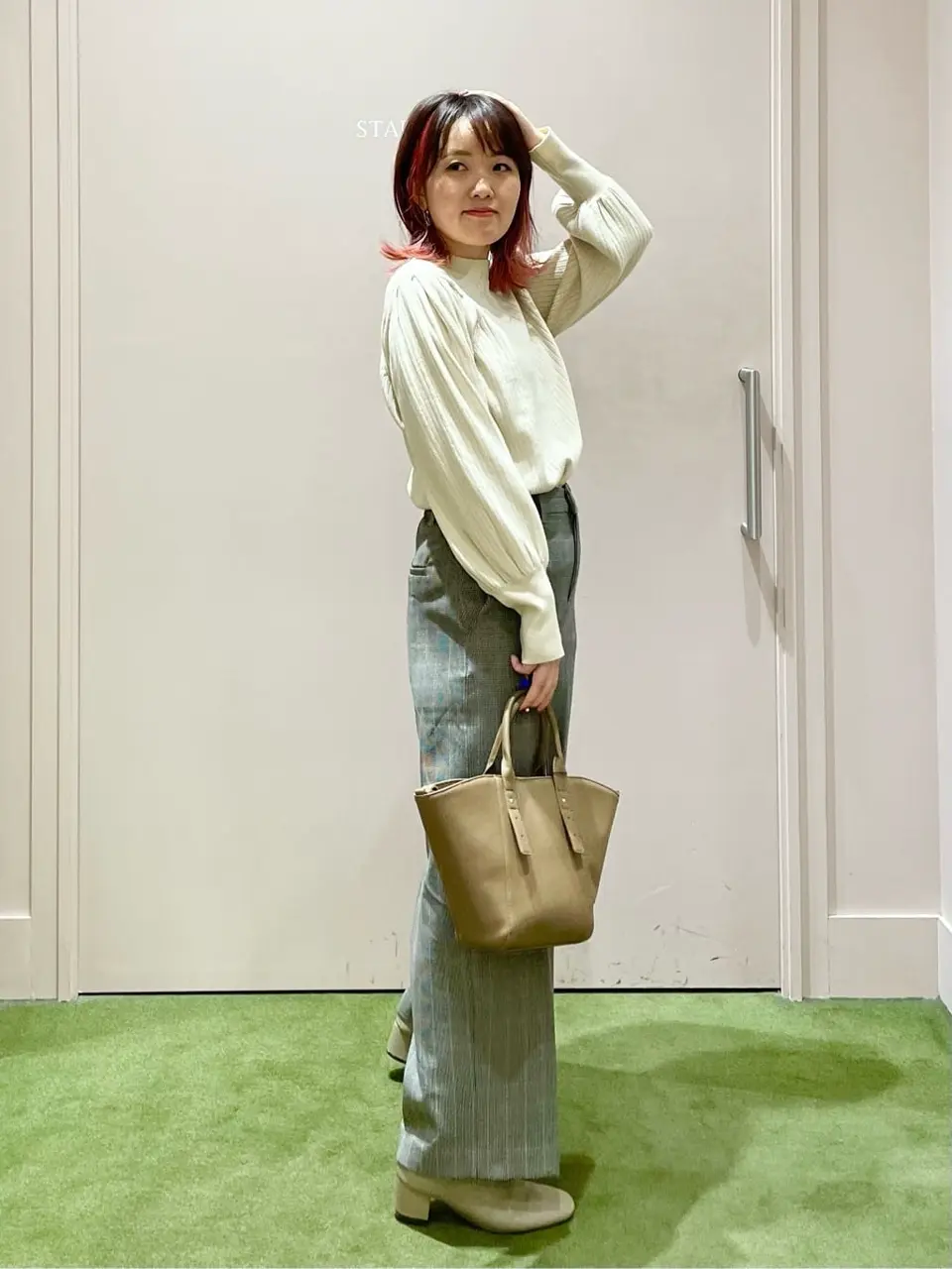 ANY フジコ コーディネート画像