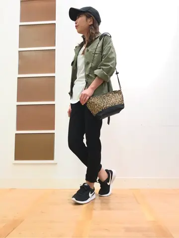 ANY 津野 コーディネート画像