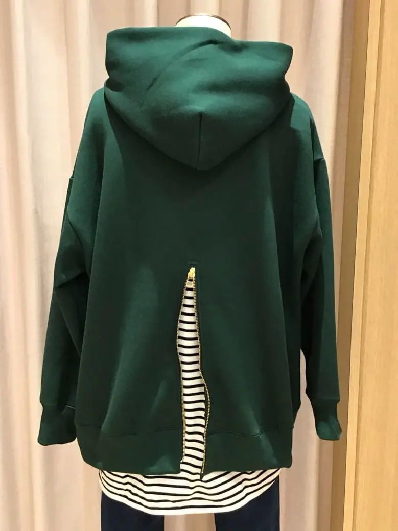 ANY 本吉 コーディネート画像