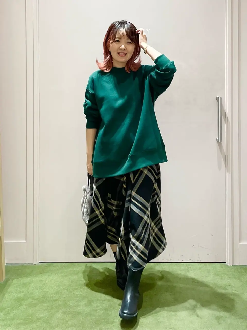 ANY フジコ コーディネート画像