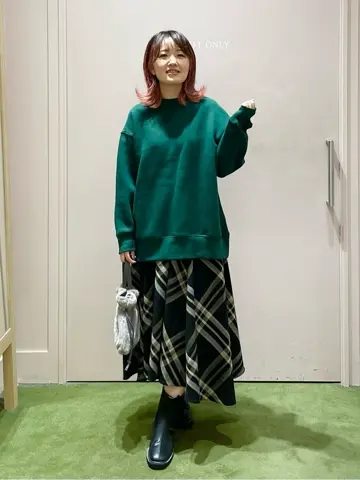 ANY フジコ コーディネート画像