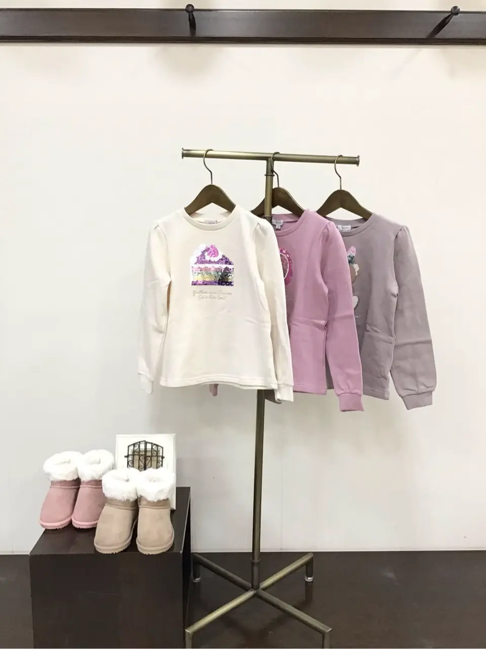 ANY 佐々木 コーディネート画像