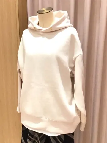 ANY 本吉 コーディネート画像