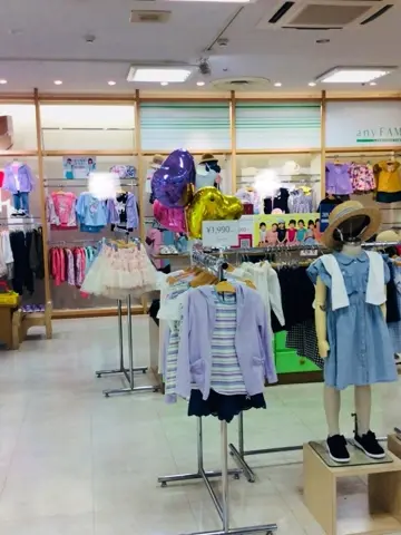 ANY CHINONE コーディネート画像