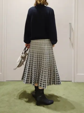 ANY 吉田 コーディネート画像