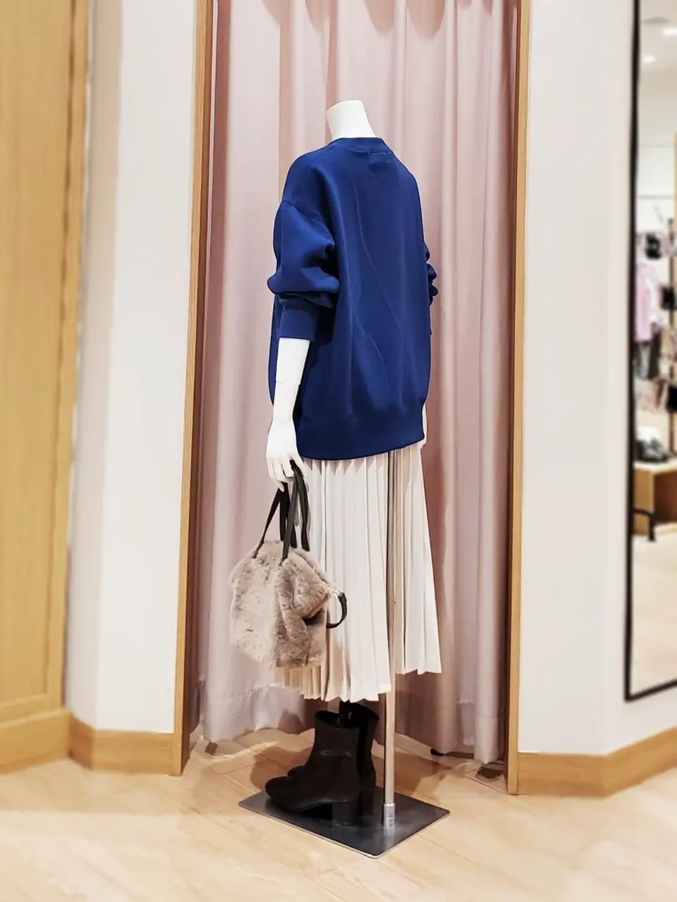 ANY 岩田 コーディネート画像