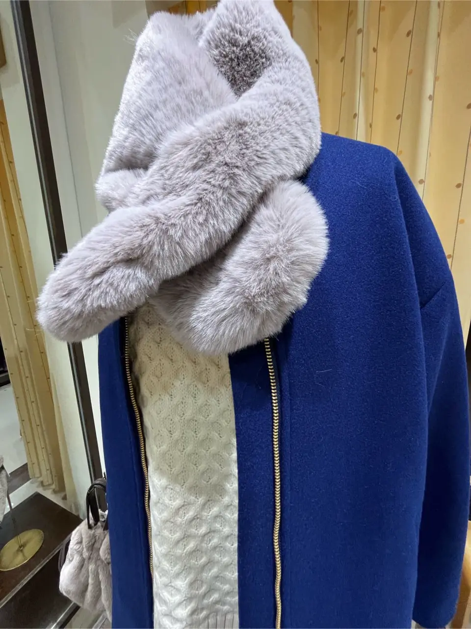 ANY 明吉 コーディネート画像