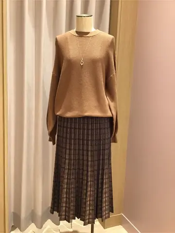 ANY 浅岡 コーディネート画像