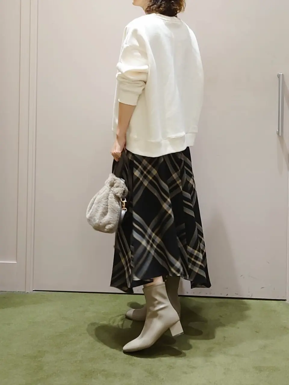 ANY 吉田 コーディネート画像