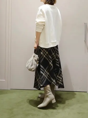 ANY 吉田 コーディネート画像