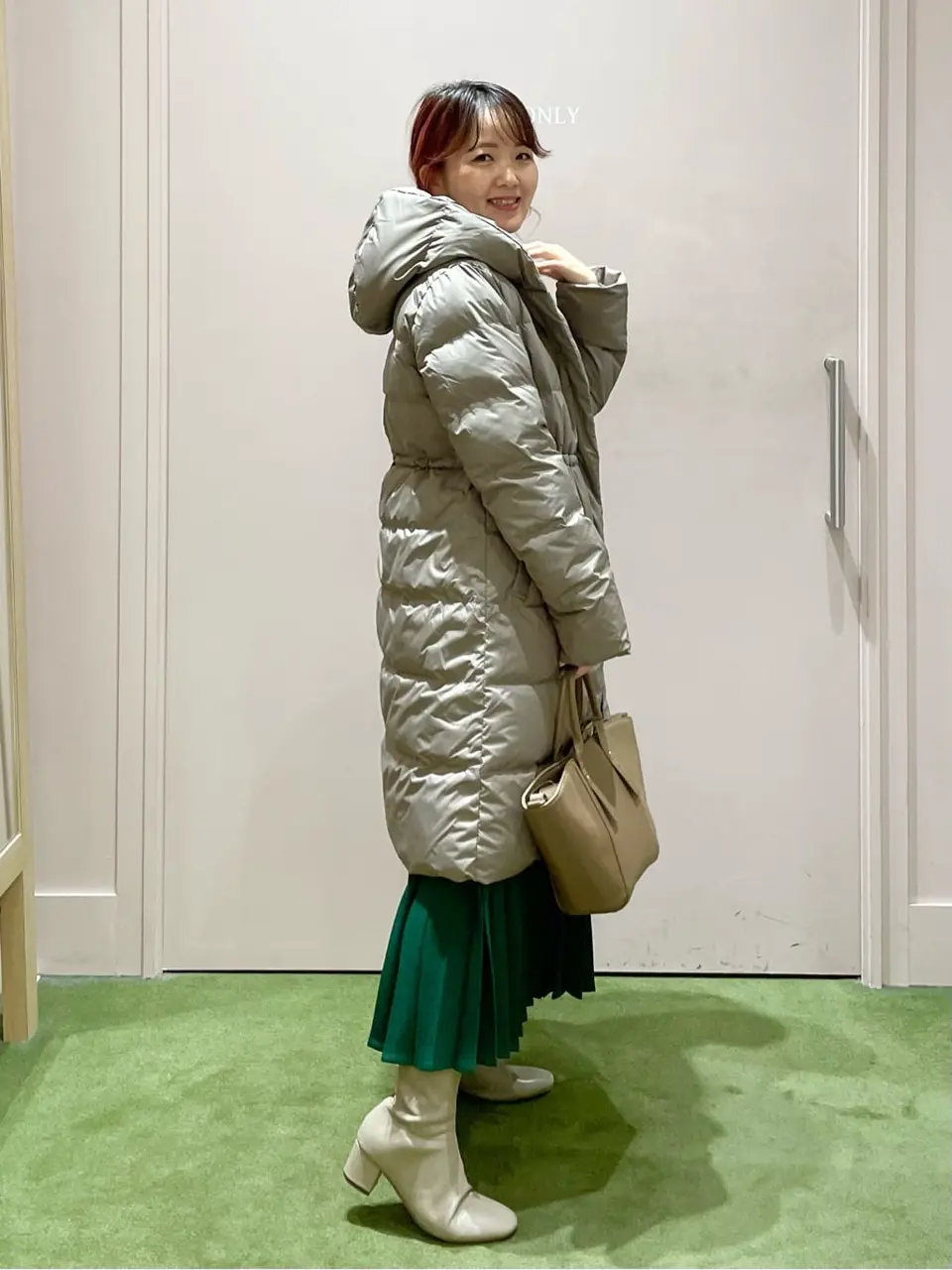 ANY フジコ コーディネート画像